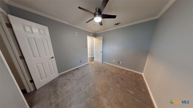 Building Photo - 106 Cedar Ridge Dr
