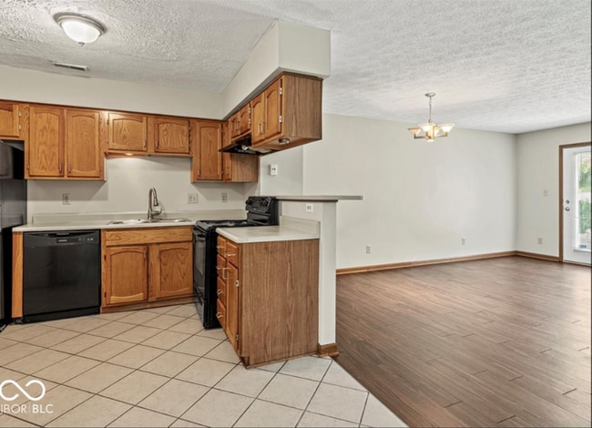 Building Photo - 5421 Bay Harbor Dr