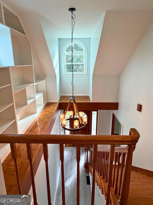 Building Photo - 292 Alexanders Ct