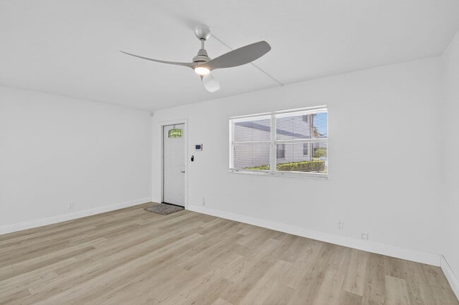 Building Photo - 103 Brittany Terrace