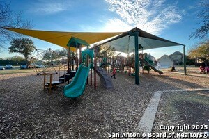 Building Photo - 9006 La Junta