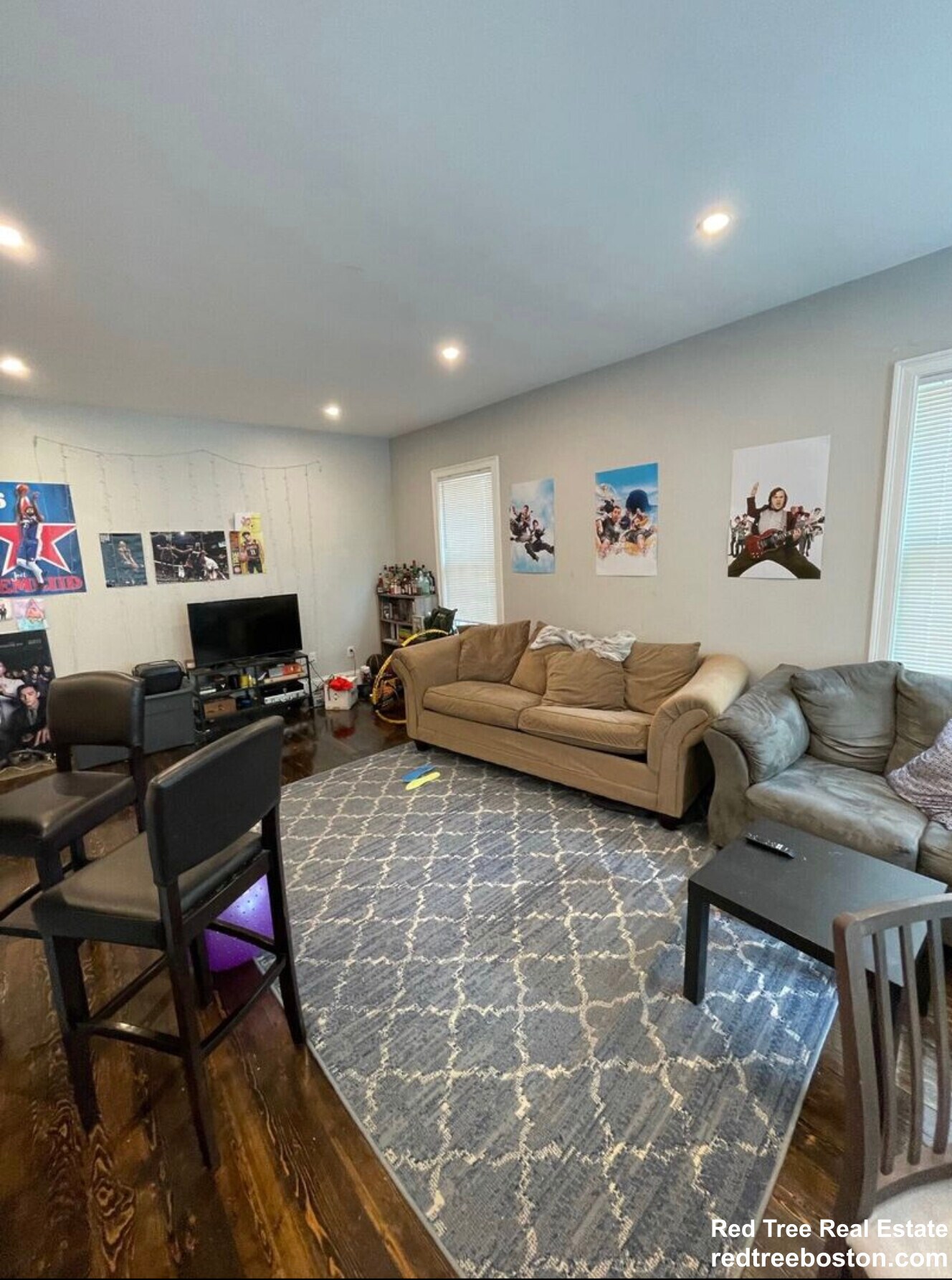 Building Photo - 91 Hillside St