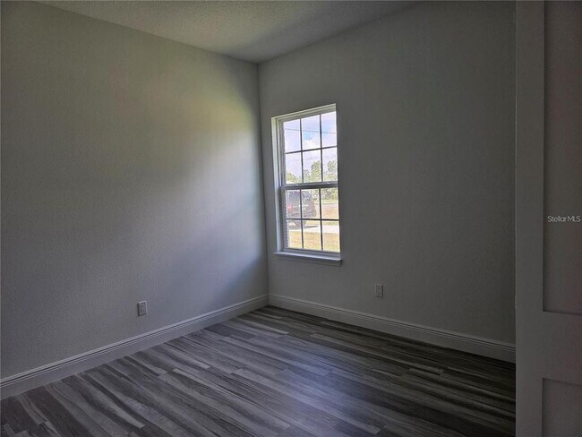 Building Photo - 2320 SW 168th Loop