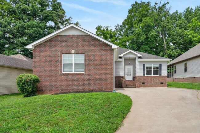 Building Photo - 2228 Killington Dr