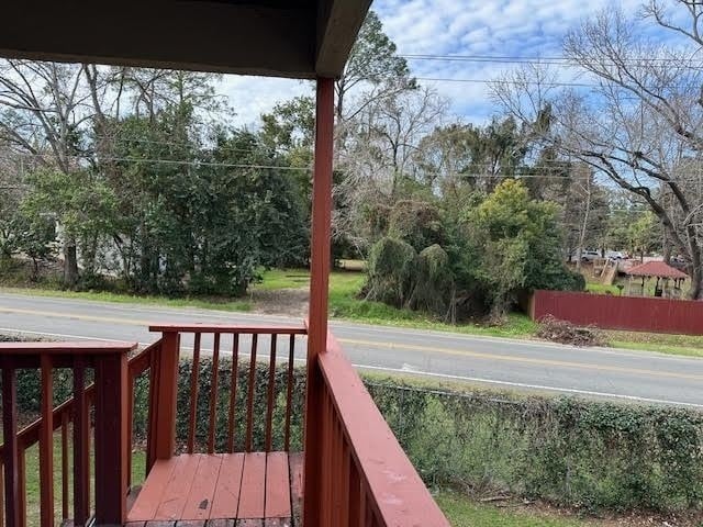 Building Photo - 1315 Airport Dr