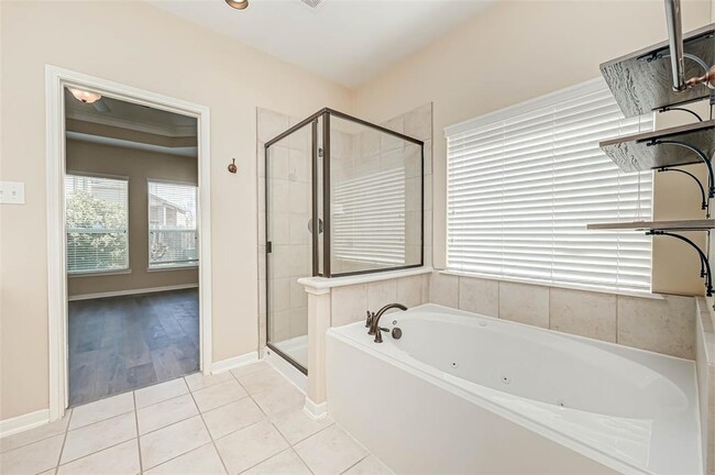 Building Photo - 26611 Glenrock Hills Dr