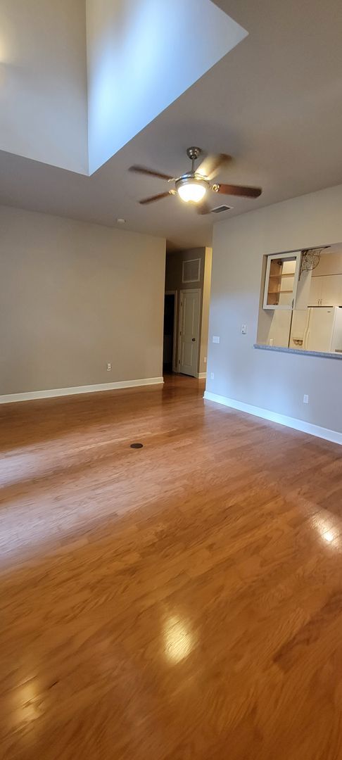 Building Photo - Beautiful 3 Bedroom/2 Bath home in Madera
