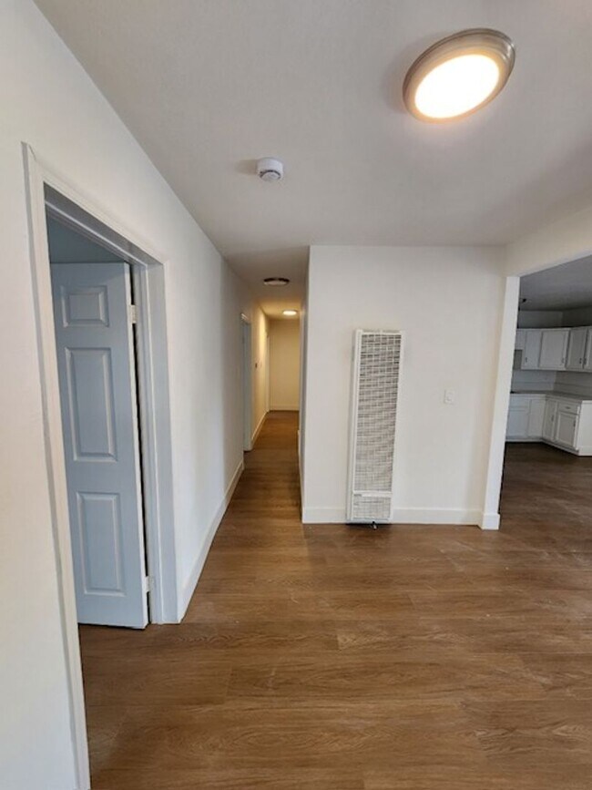 Building Photo - 4711 Honduras St