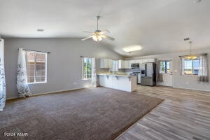 Building Photo - 1940 N Pebble Beach Dr