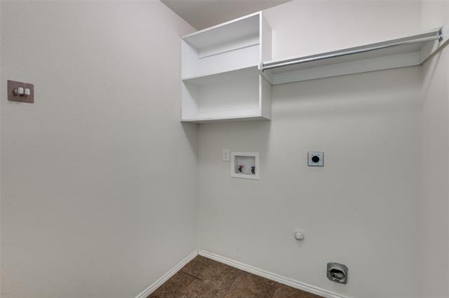 Building Photo - 347 Creekside Way