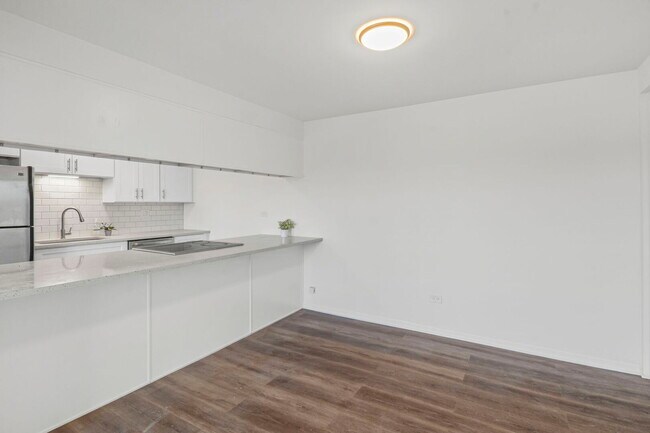 Building Photo - 917 S 8th Ave