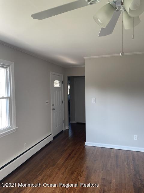 Building Photo - 16 Community Dr
