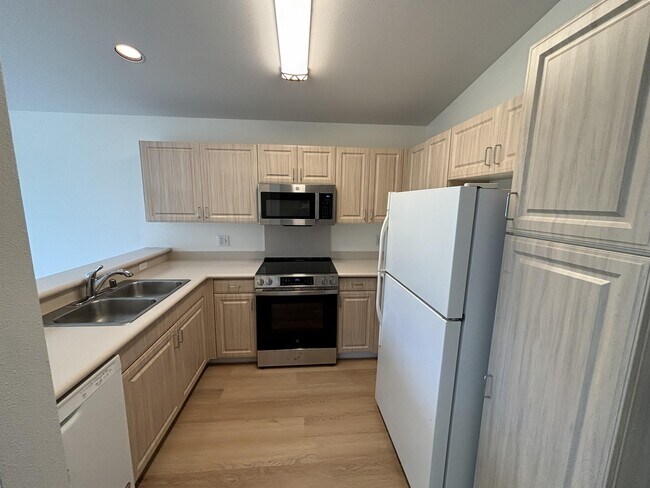 Building Photo - 92-1539-1539 Aliinui Dr