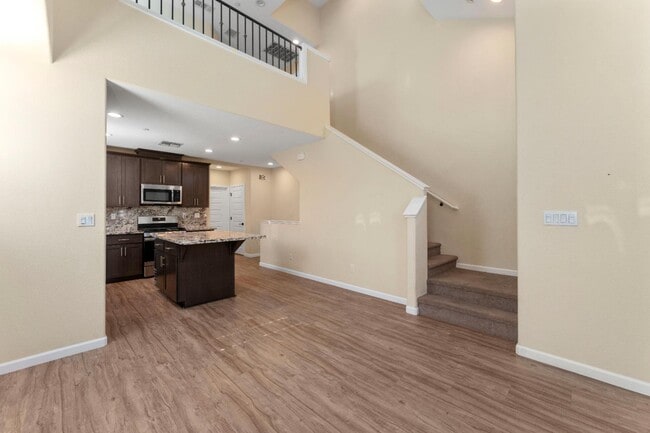 Building Photo - 510 15th St