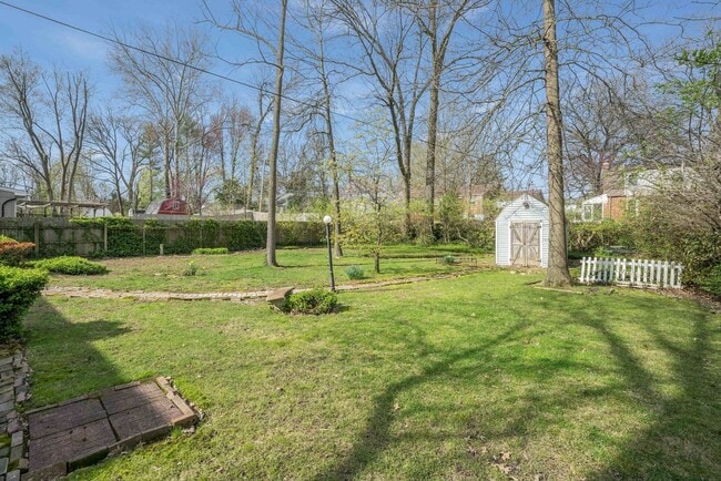 Building Photo - 2B/1B Charming Single Family home in Glend...