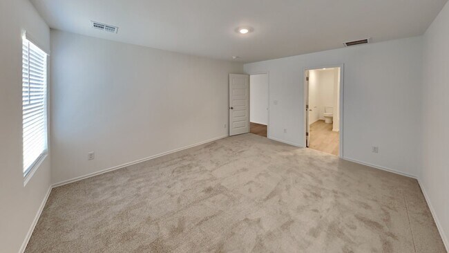 Building Photo - Brand New Spacious 4 Bedroom 2 Bath Home in Mustang Schools