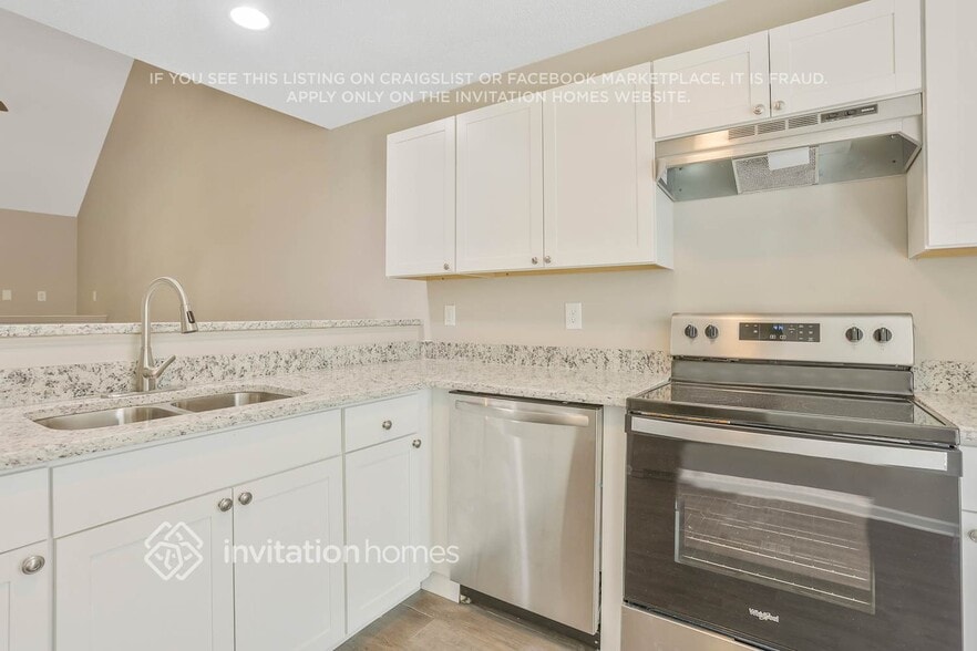 Building Photo - 144 Lossie Ln