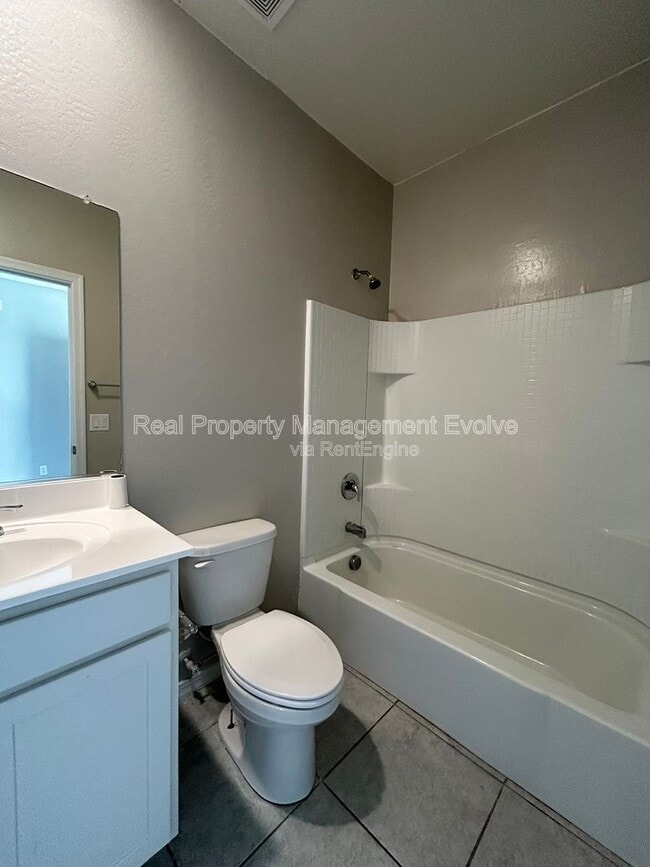 Building Photo - 6511 W Magdalena Ln