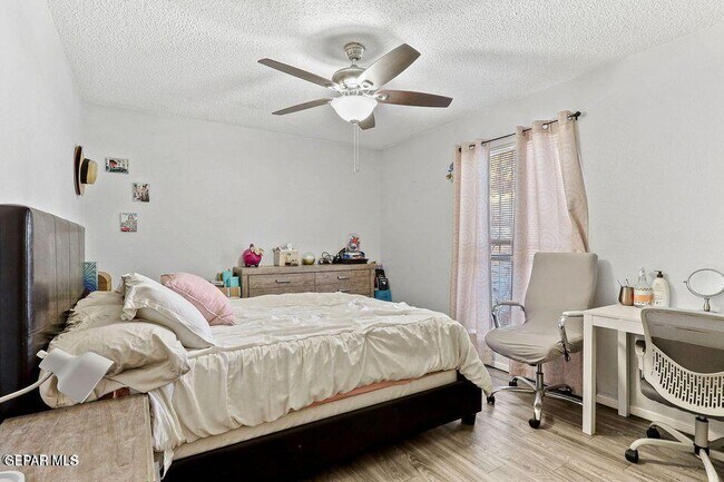 Building Photo - 766 Espada Dr