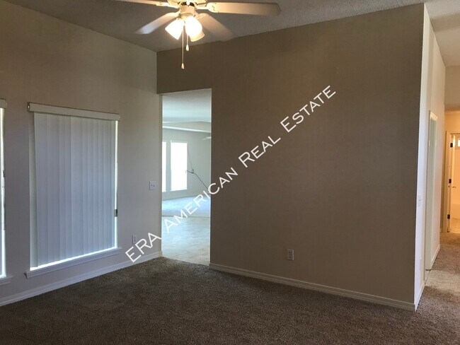 Building Photo - 2642 Hidden Creek Dr