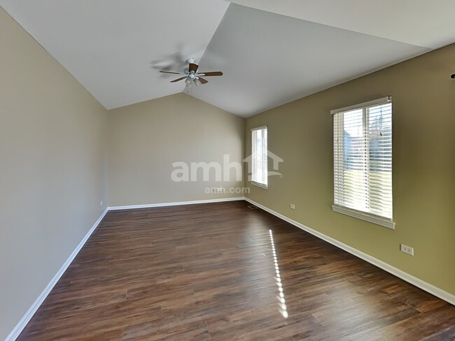 Building Photo - 2735 Lahinch Dr