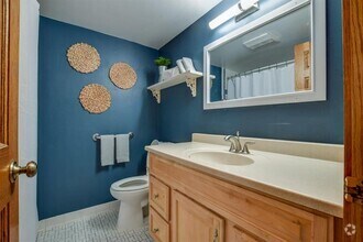 Building Photo - 6409-6411 Hammersley Rd Duplex