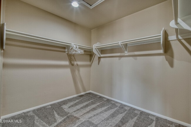 Building Photo - 1044 Cherry Creek Cir