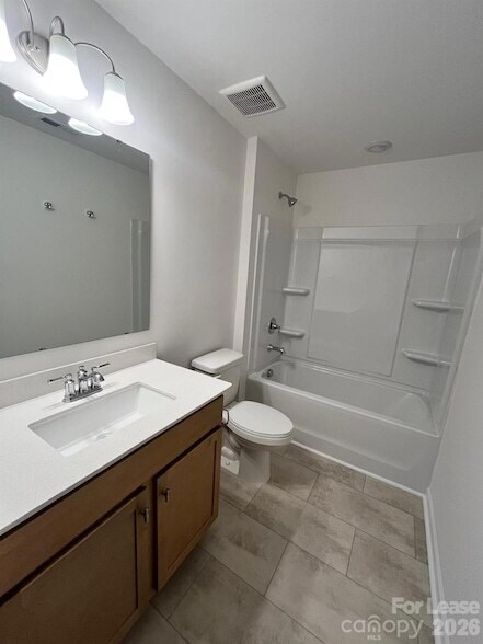 Building Photo - 2690 Yeager Dr NW
