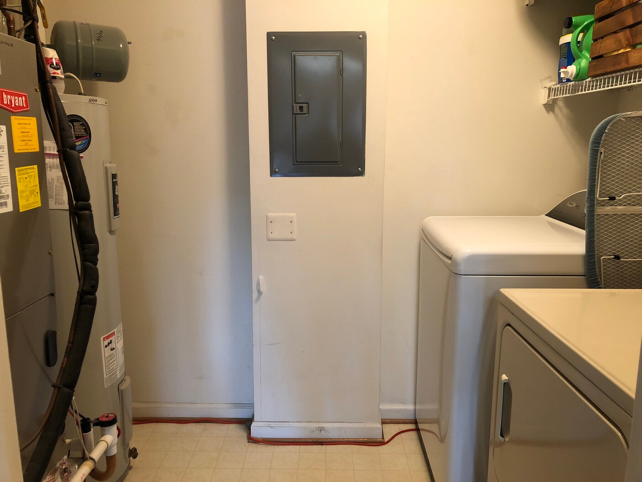 Building Photo - 6391 Rutherford Ct