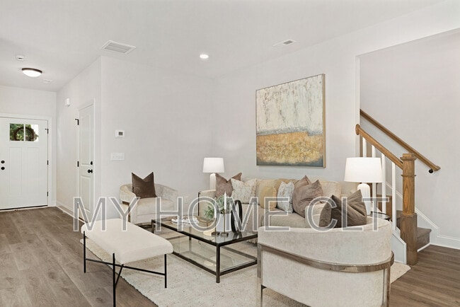 Building Photo - 2309 Ellen Ave