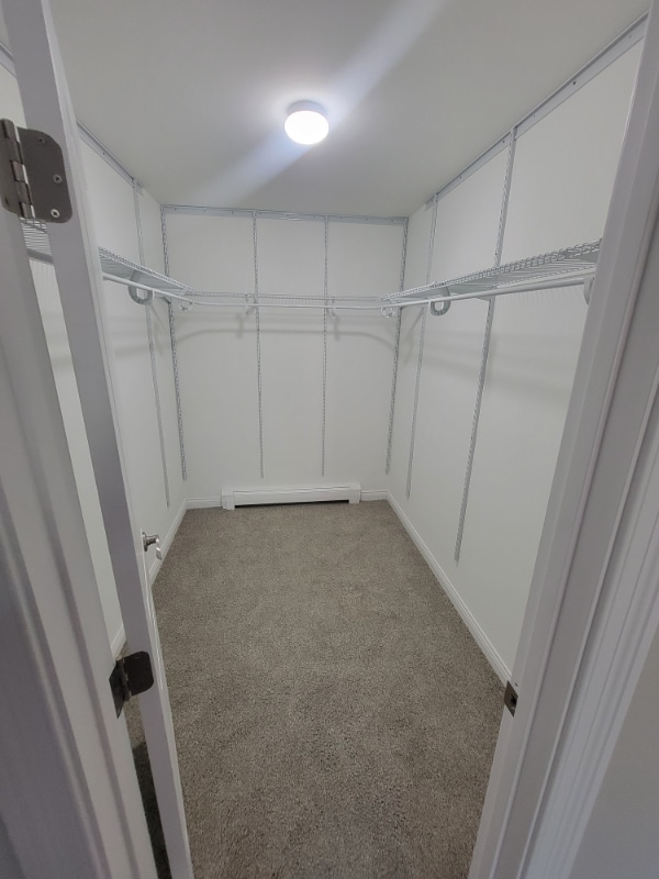 Building Photo - 428 E Bailey Rd