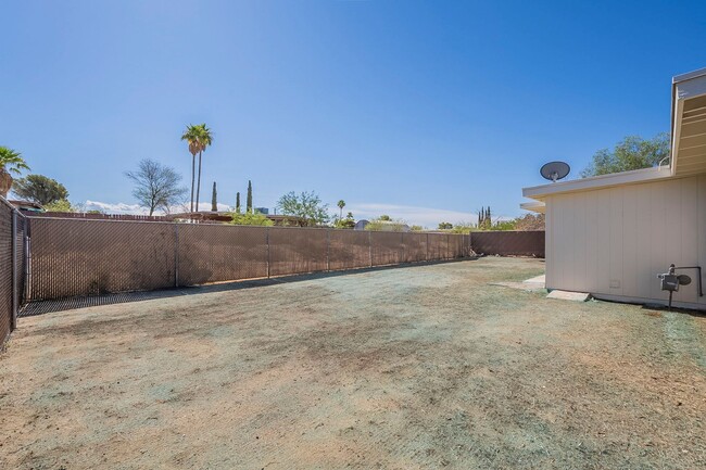 Building Photo - Cozy East Tucson 3-Bedroom with Private Ya...