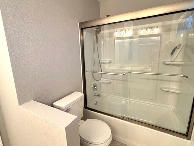 Building Photo - Stylish, Upgraded Laguna Niguel Home Ready...