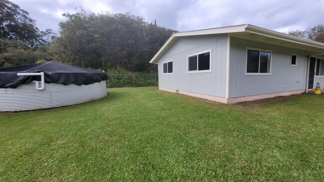 Building Photo - Remodeled 3-Bedroom Home with Garage & Fenced Yard – Easy Access to Hilo