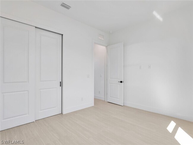 Building Photo - 1723 NW 7th Ave