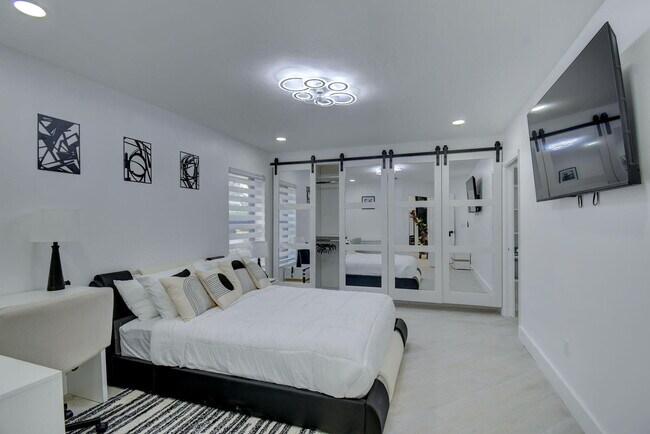 Building Photo - 13302 Doubletree Cir