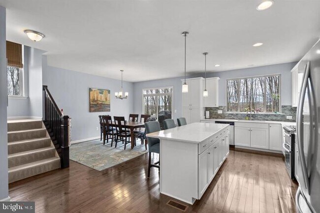 Building Photo - 458 Indigo Way