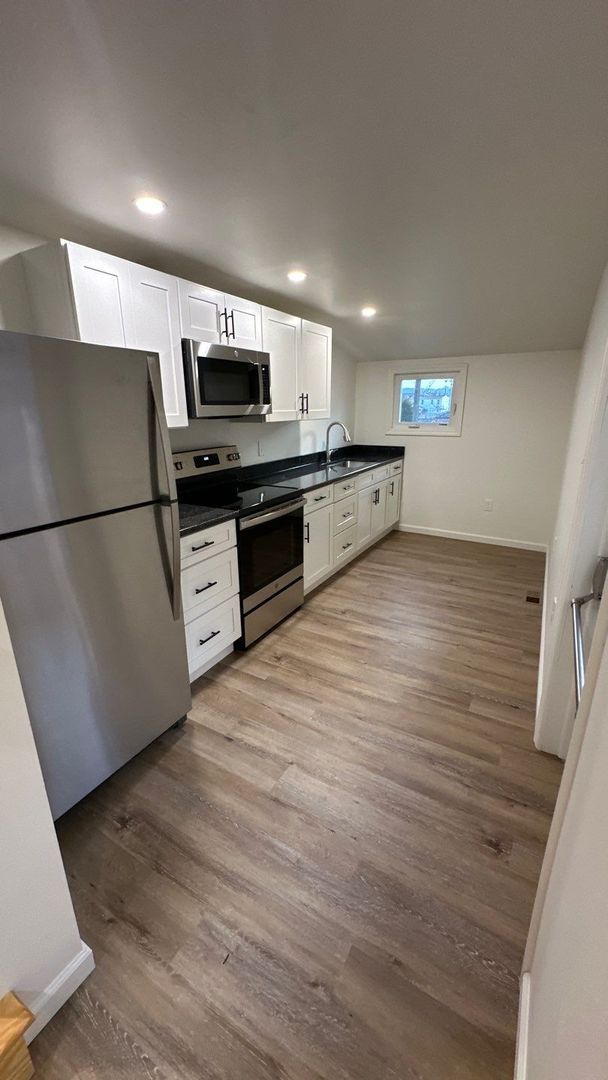 Building Photo - Spacious & Beautifully Updated 3BR Home with Extra Storage in Columbia