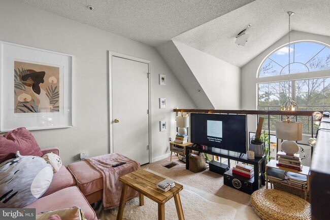 Building Photo - 14132 Bowsprit Ln