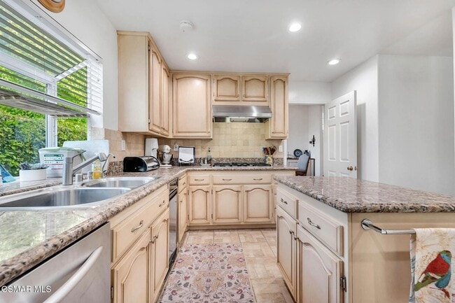 Building Photo - 5050 Golden Nugget Way