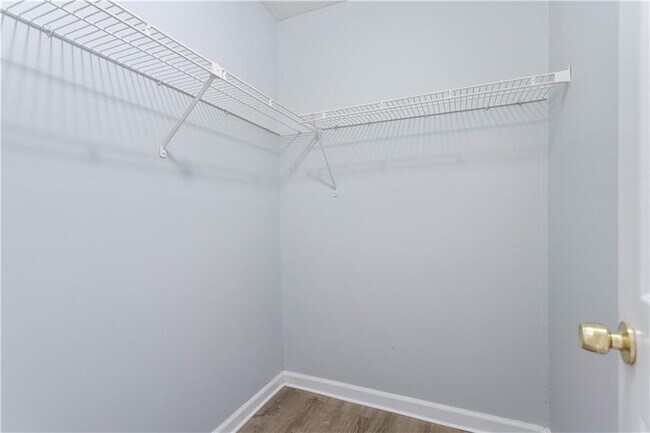 Building Photo - 1441 Springleaf Cir SE