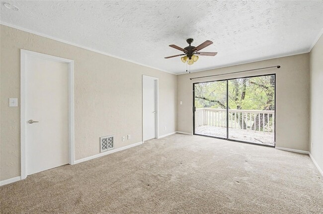 Building Photo - 41 Cypress Fairway Village