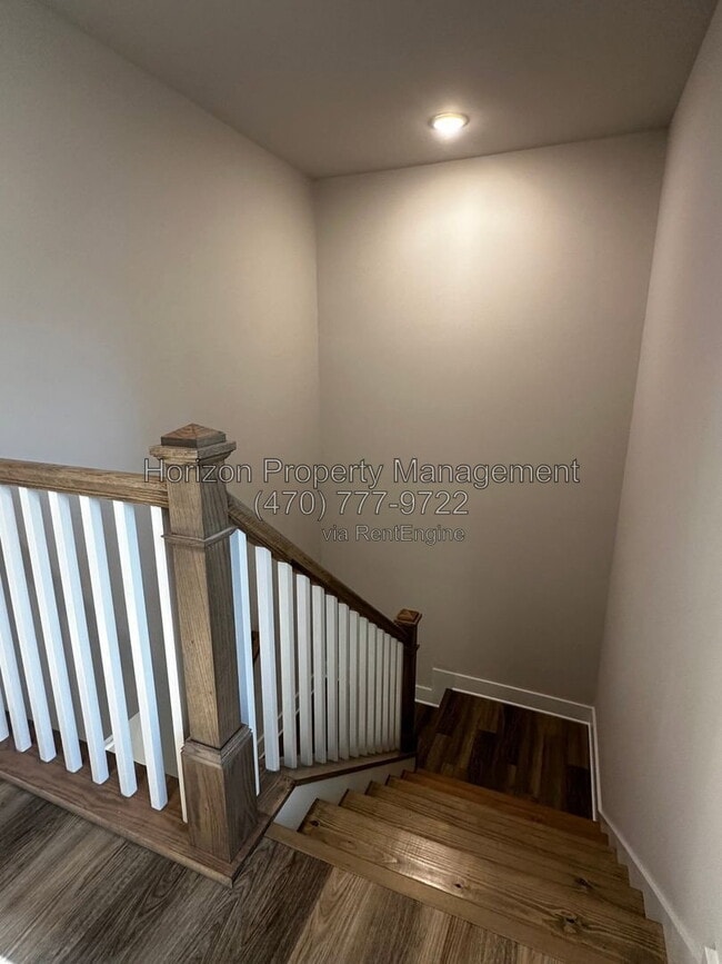 Building Photo - 2674 Fairlane Dr