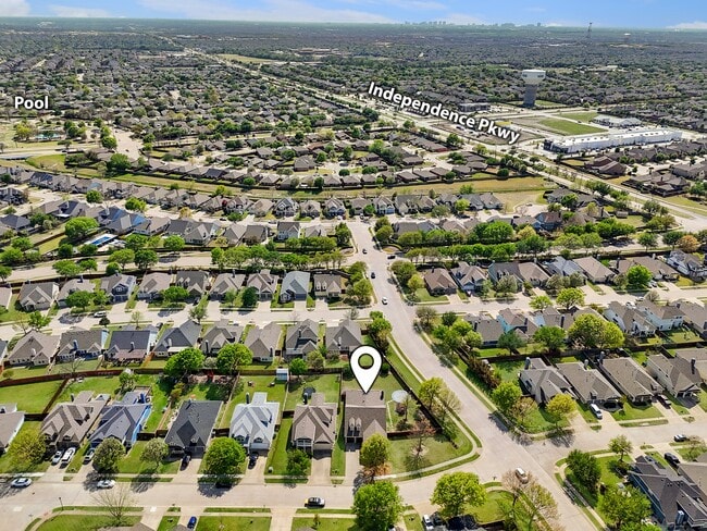 Building Photo - 9865 Tanglebrush Dr