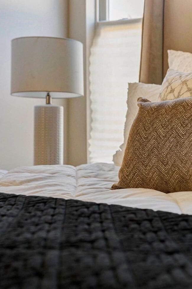 Building Photo - 4805 Paula St