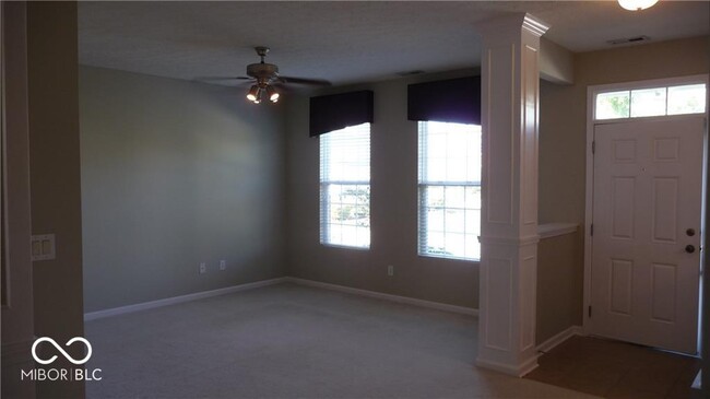 Building Photo - 13499 Molique Blvd