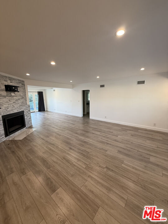 Building Photo - 4439 Don Zarembo Dr