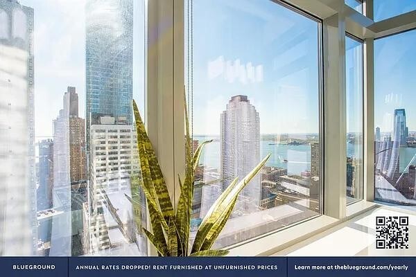 Primary Photo - 123 Washington St