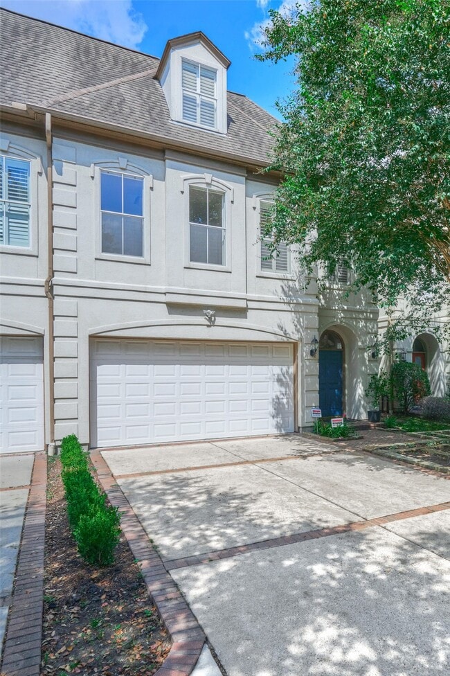 Building Photo - 4028 Gramercy St