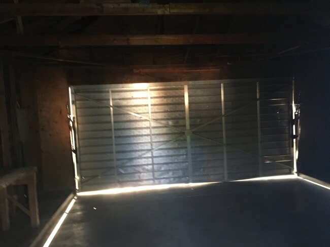 Building Photo - House